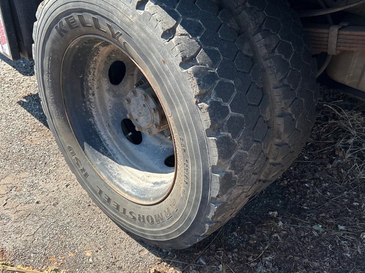 #97-•-2000-ford-f-550-truck-image-9