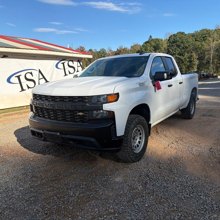 #4108 • 2019 Chevrolet 1500 Truck