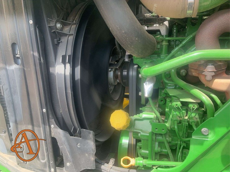 2022-john-deere-r-image-14