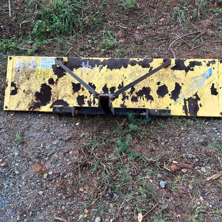 #18 • 3 Point 6’ Brush Attachment