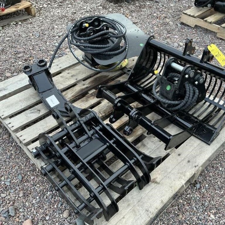 MINI EXCAVATOR ATTACHMENTS