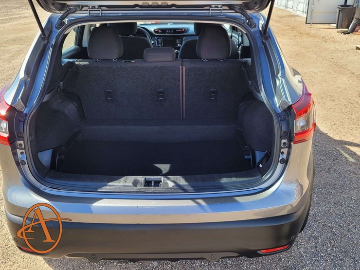 2020-nissan-rogue-image-5