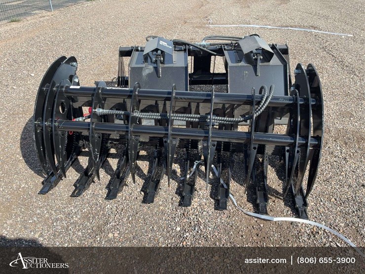 future-ft-clg72-skid-steer-grapple-image-1