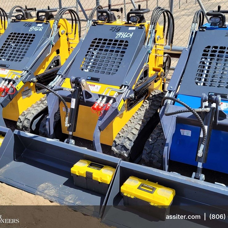2026 ZJZ-380 Mini Skid Steer Loader