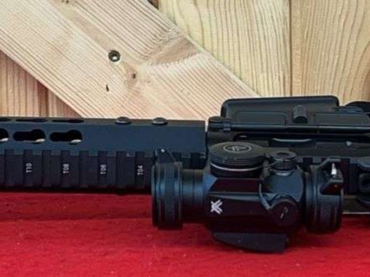 dpms-model-a-15-.223-semiauto-rifle-image-6