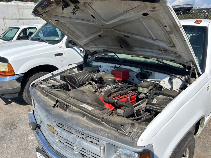 #96-•-1998-chevrolet-c3500-pickup-truck-image-12