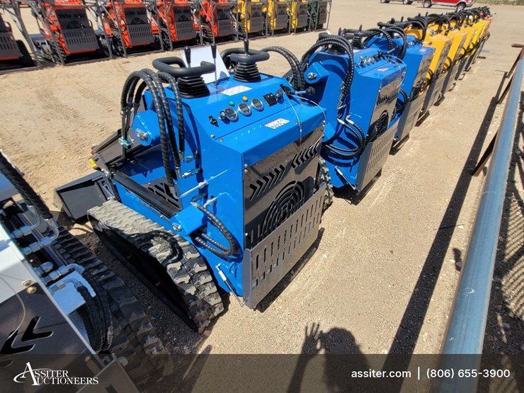 2026-zjz-380-mini-skid-steer-loader-image-5
