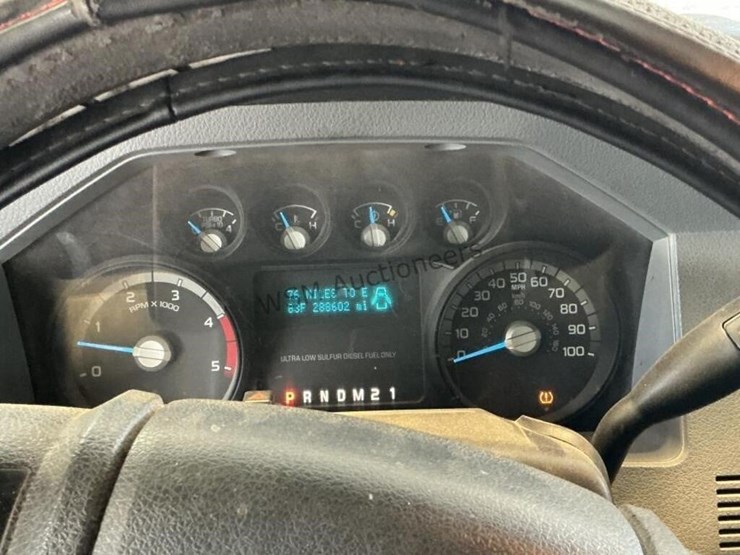2011-ford-f-250-super-duty-p/u-image-17