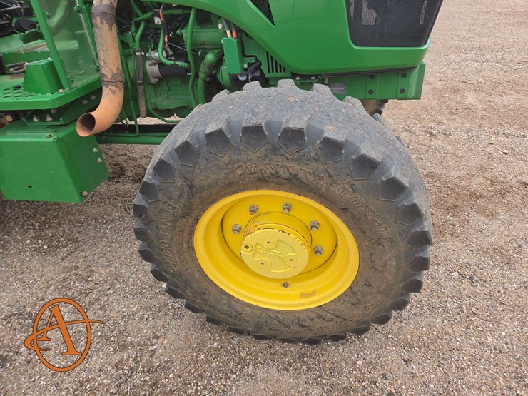 john-deere-5045e-image-24