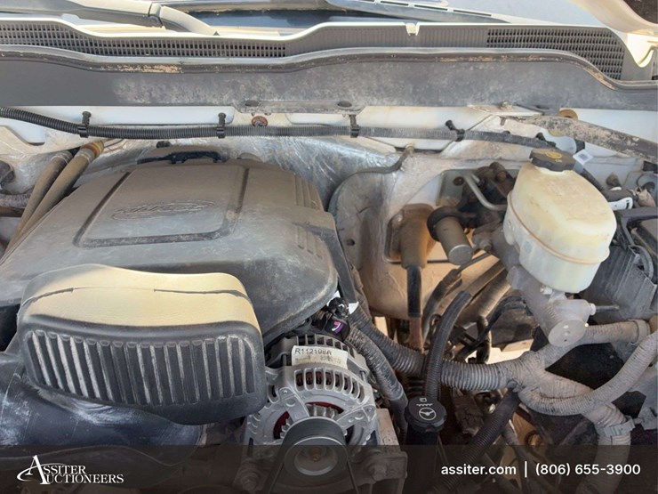 2017-chevrolet-silverado-2500-image-35