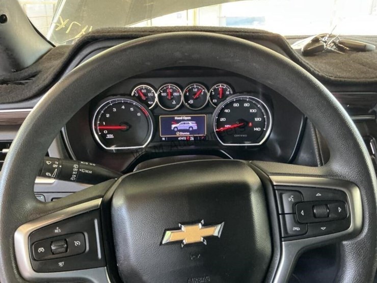 2021-chevrolet-tahoe-suv-image-15