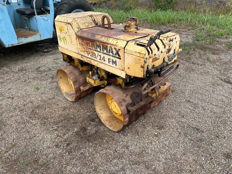 #49-•-rammax-trench-roller-image-1