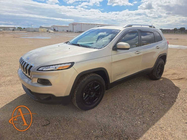 2015-jeep-cherokee-image-1