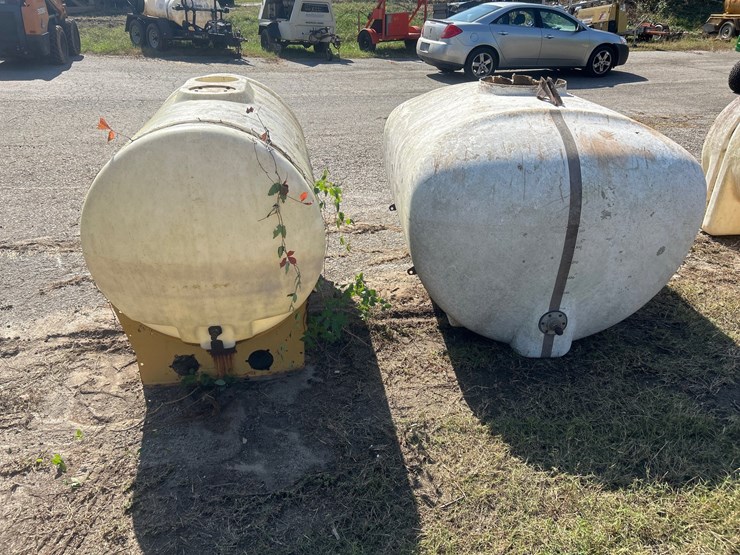 #70-•-water-tanks-image-4