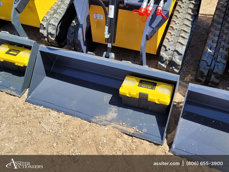 2026-zjz-380-mini-skid-steer-loader-image-2