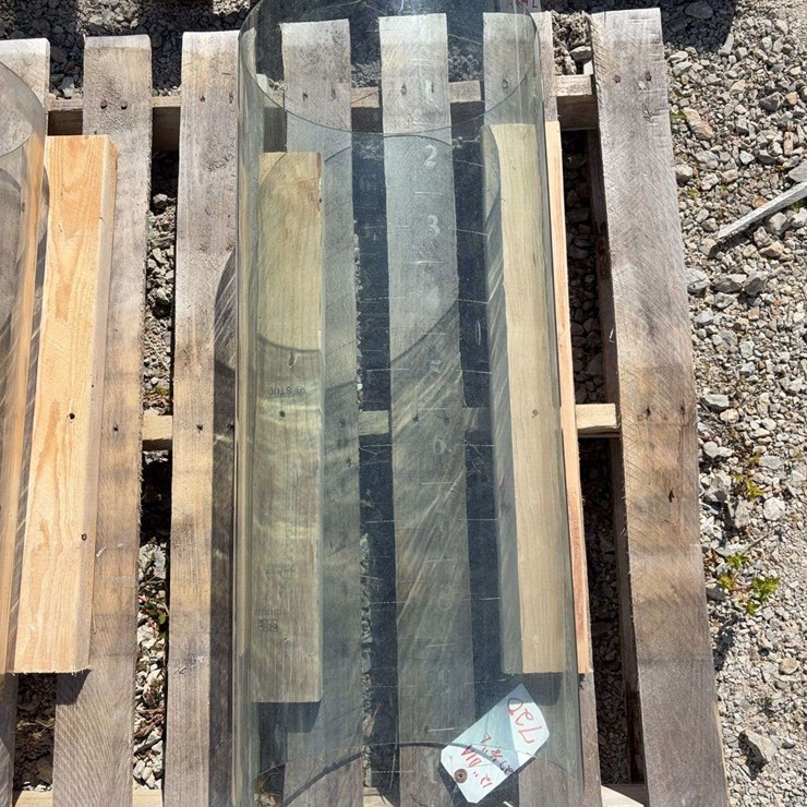 Visible Pump Cylinder