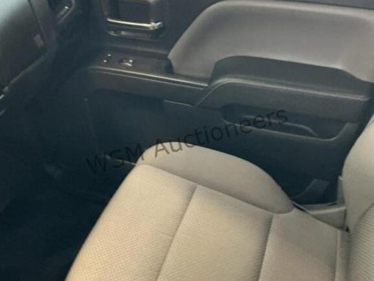2015-chevrolet-silverado-1500-p/u-image-22