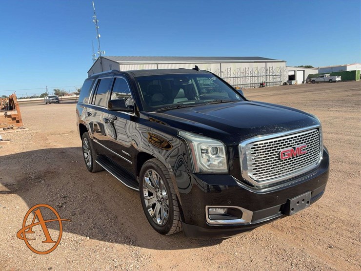 2015-gmc-yukon-denali-image-2