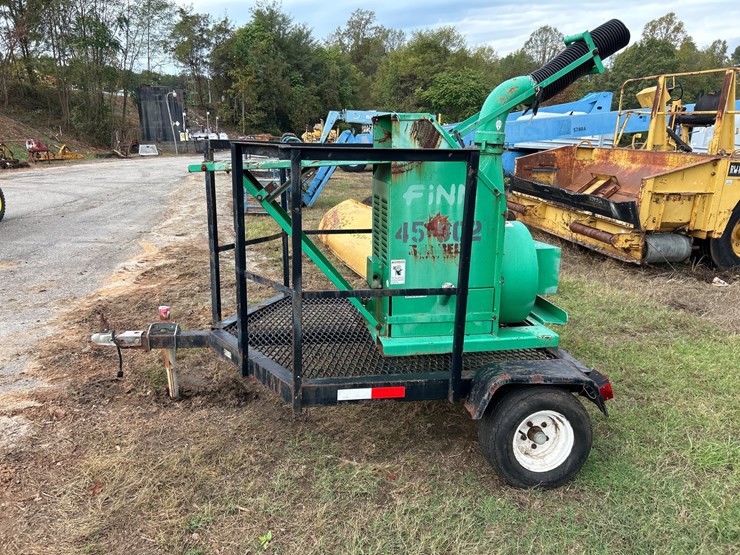 #54-•-trailer-mounted-finn-straw-blower-image-2