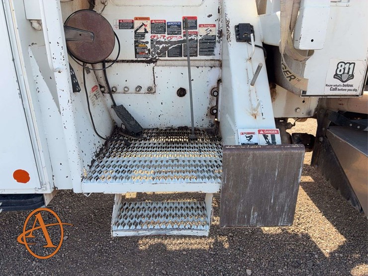 2009-international-workstar-7400-image-17