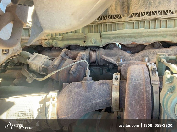 2019-volvo-vnl-tandem-axle-dual-conventional-new-generation-tractor-truck-image-59