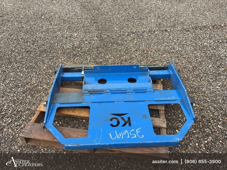 mini-skid-fork-left-frame-and-forks-image-3