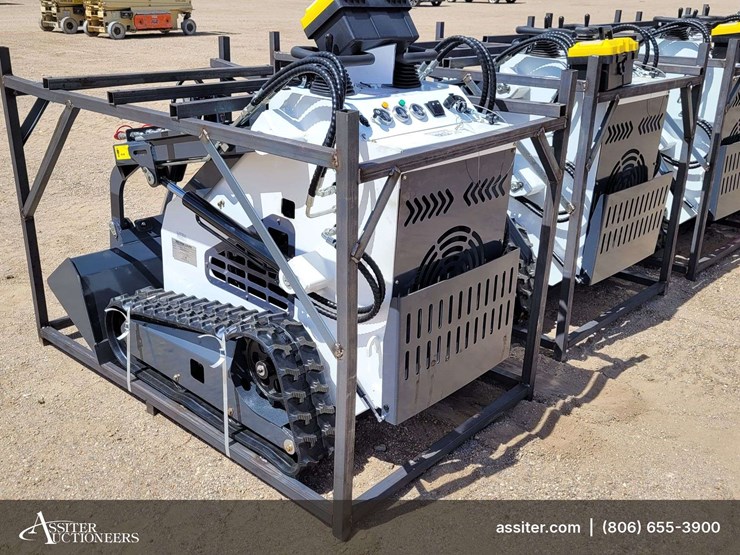 2026-zjz-380-mini-skid-steer-loader-image-4