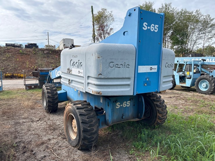#51-•-genie-s65-boom-lift-image-3