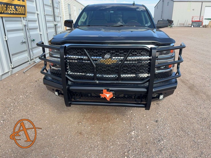 2015-chevrolet-silverado-1500-high-country-image-27