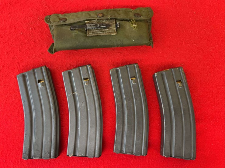 e.a.-model-j-15-ar-15-.223-semiauto-rifle-image-16