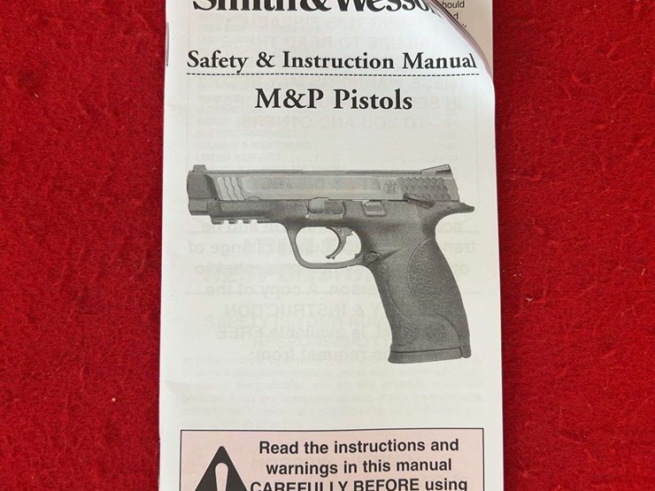 s&w-model-m&p-.45-acp-semiauto-pistol-image-21