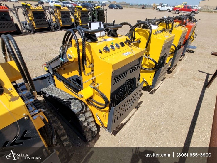 2026-zjz-380-mini-skid-steer-loader-image-5