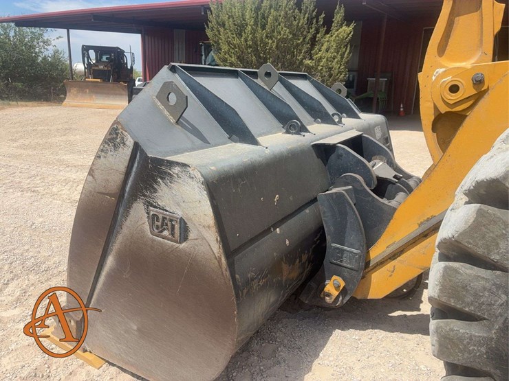 caterpillar-966k-image-11