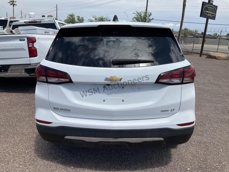 2024-chevrolet-equinox-lt-suv-image-5