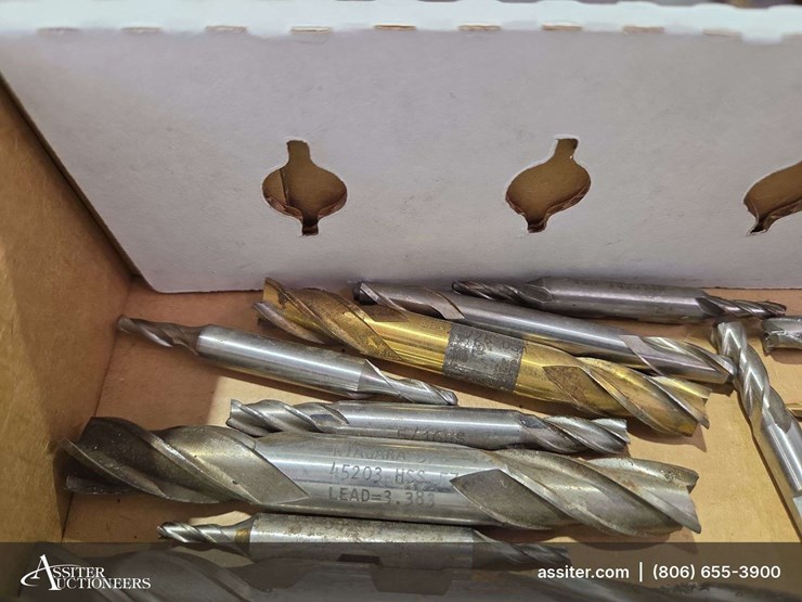 box-of-double-ended-cutters-image-6