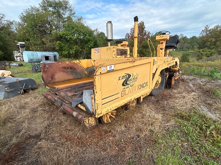 #44-•-blaw-knox-asphalt-paver-image-1