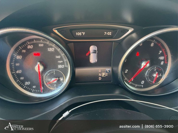 2020-mercedes-benz-gla250-image-14