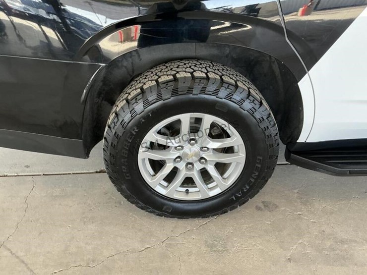 2021-chevrolet-tahoe-suv-image-8