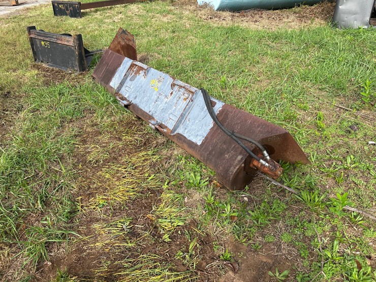 #36-•-quick-connect-auger-fed-9’-6”-bucket-image-2