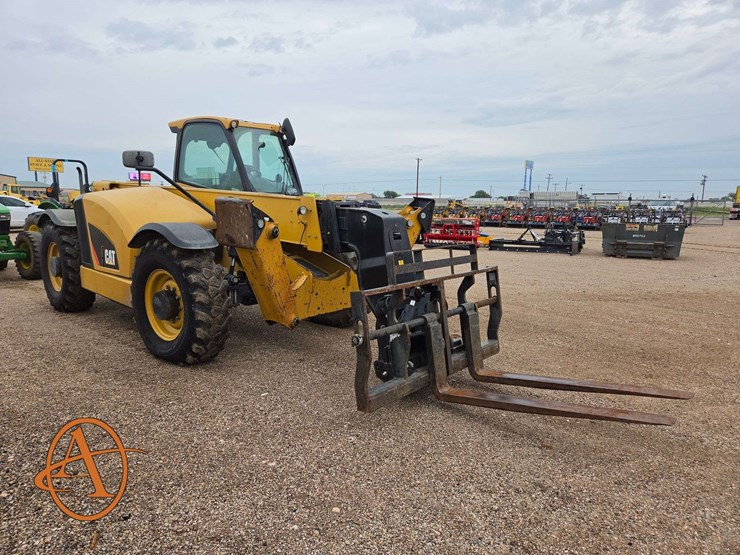 caterpillar-th514d-image-4