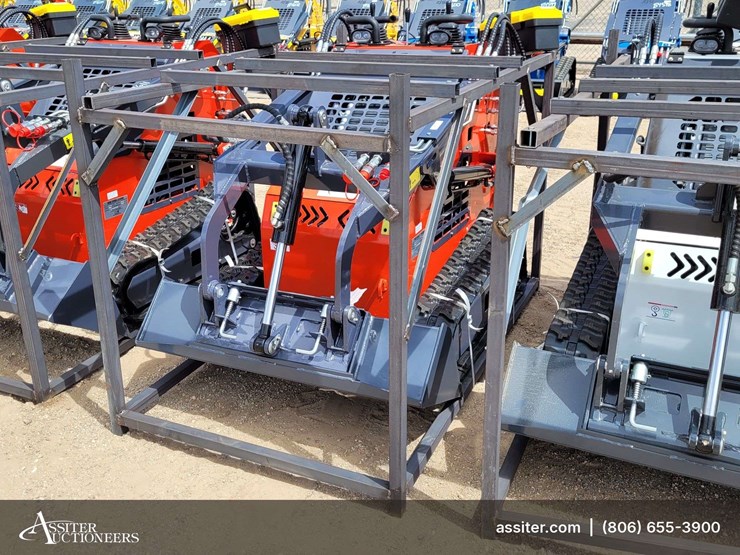 2026-zjz-380-mini-skid-steer-loader-image-1