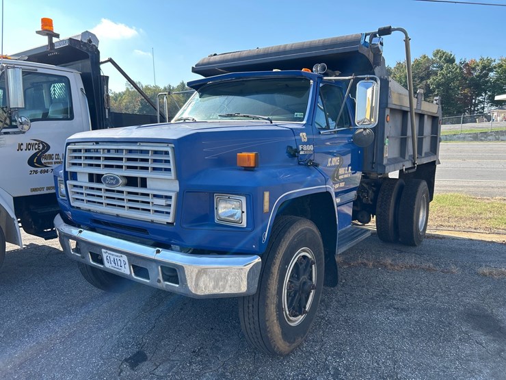 #90-•-1990-ford-f800-truck-image-1