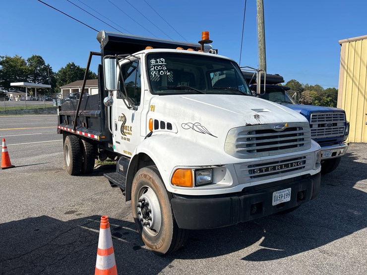 #89-•-2002-sterling-m7500-acterra-truck-image-6