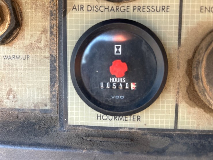 #3-•-irgersoll-rand-185-air-compressor-image-8