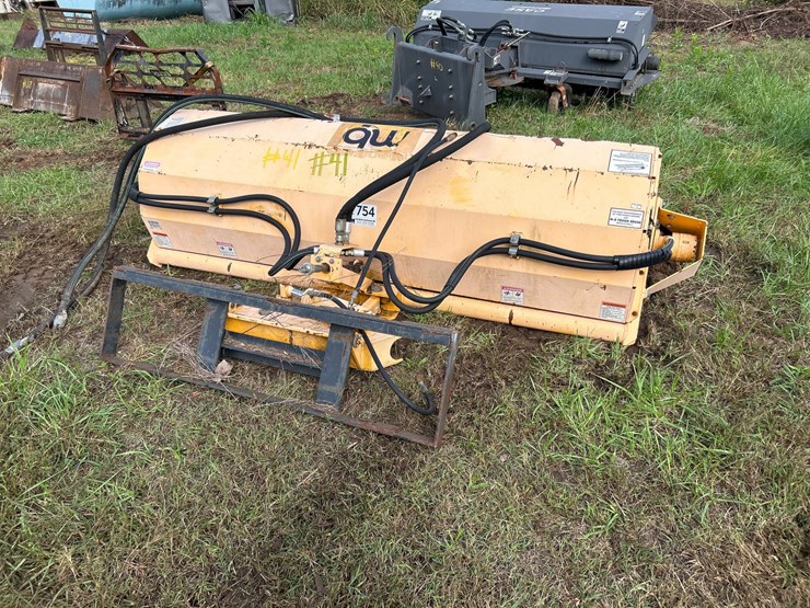 #41-•-8’-brush-attachment-image-1