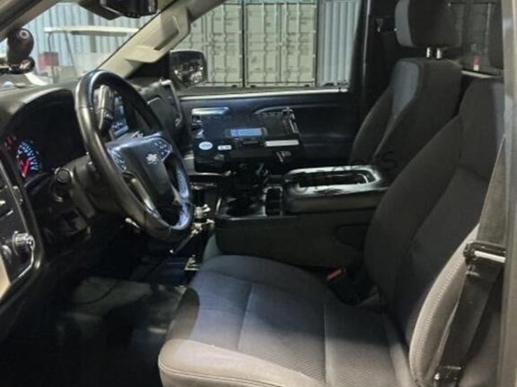 2018-chevrolet-silverado-1500-p/u-image-21
