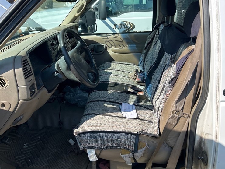 #96-•-1998-chevrolet-c3500-pickup-truck-image-14
