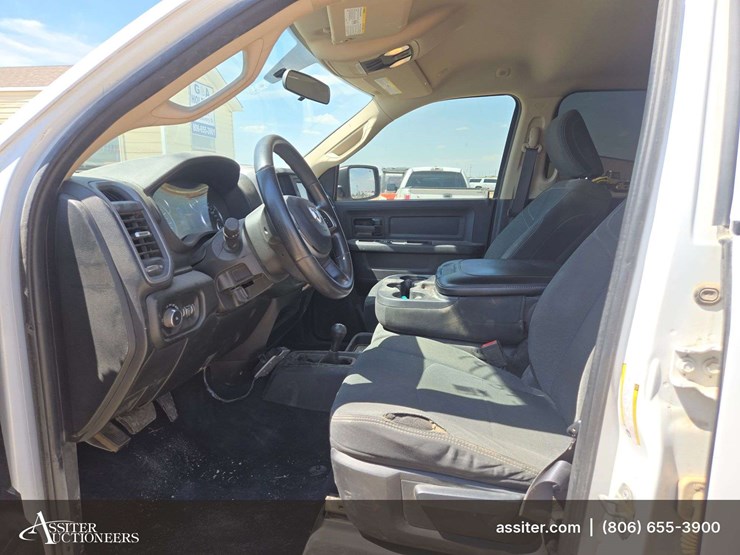 2020-ram-2500-tradesman-image-9