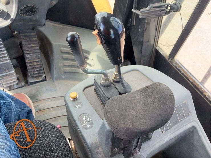 2003-caterpillar-966g-wheel-loader-image-26