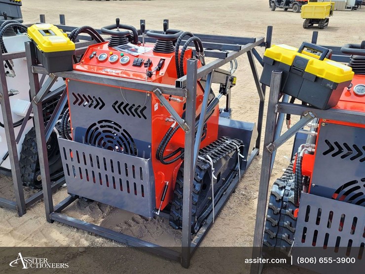 2026-zjz-380-mini-skid-steer-loader-image-3